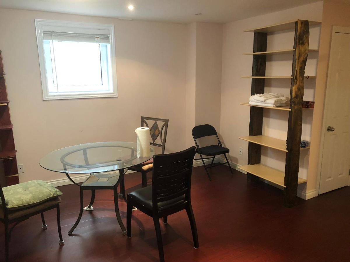 Hb Guest Home 5 Waterloo Bagian luar foto