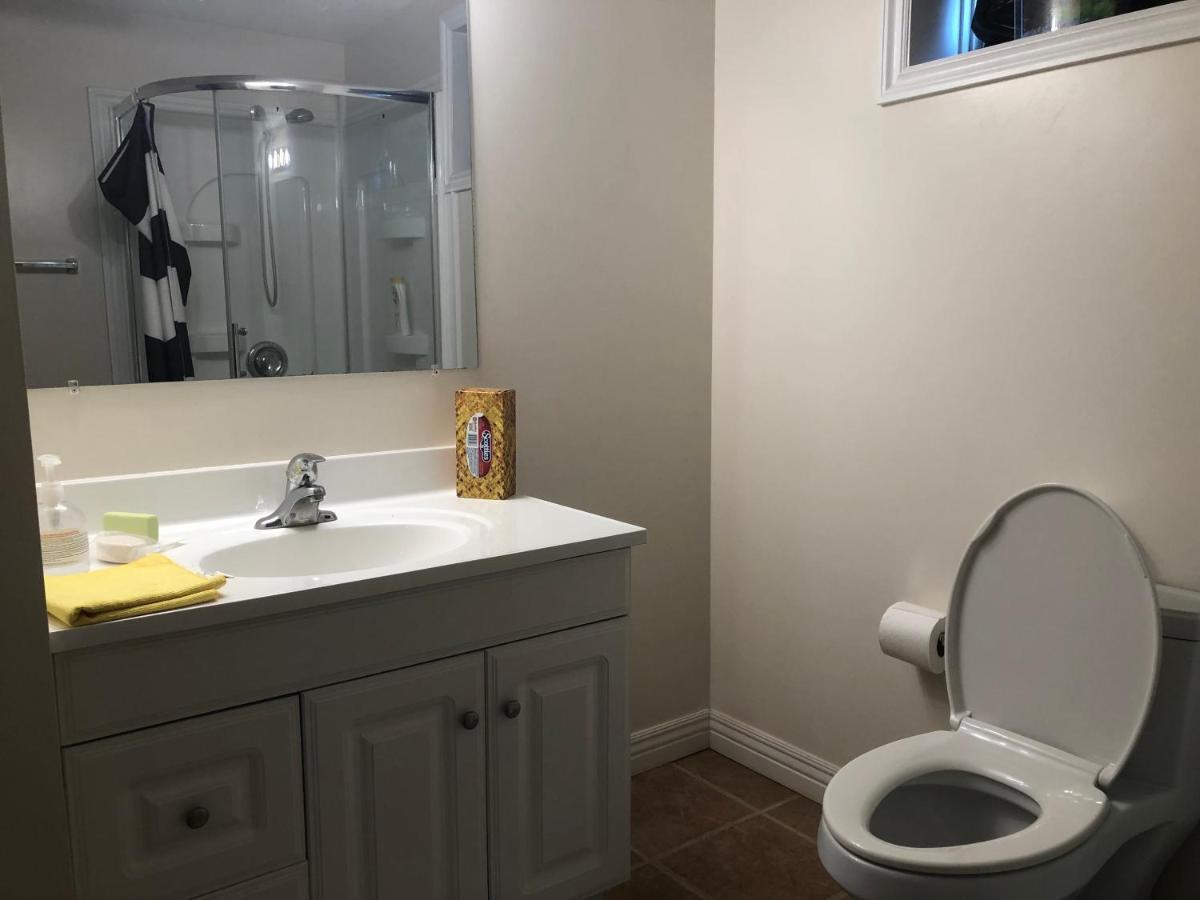 Hb Guest Home 5 Waterloo Bagian luar foto