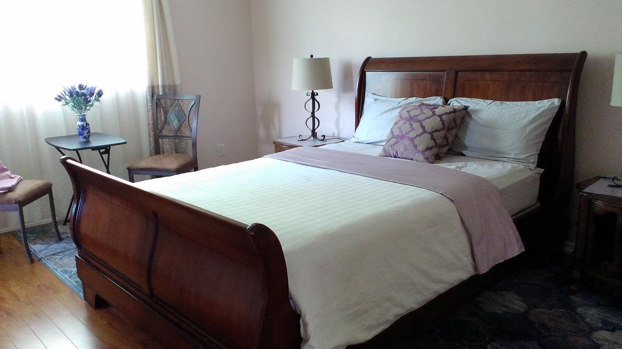Hb Guest Home 5 Waterloo Bagian luar foto